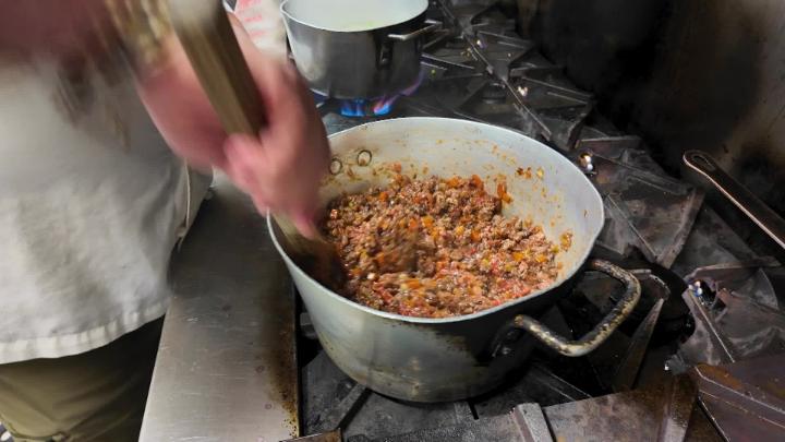Thumbnail image for Easy Cooking - Ragu and Pasta with Peas